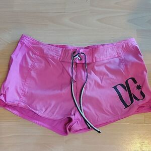 DC athletic shorts sz. 28
